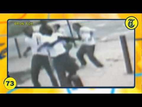 Nieuwsflits 2 september 2011 - Heftig, man beschiet bus