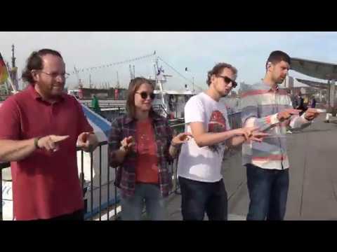 Parallel feat. Cassandra Steen - Eine Sprache (in Gebärdensprache) GeMuVi Hamburg 2019