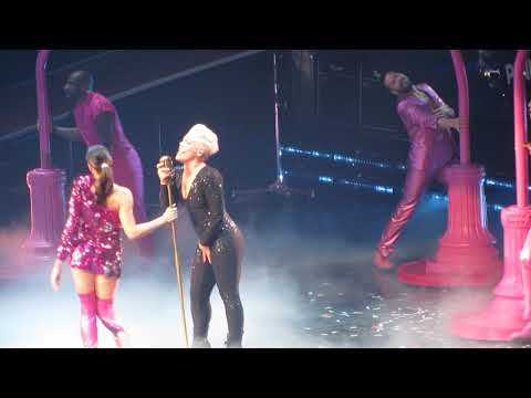 download lagu mp3 mp4 Pink Beautiful Trauma Tour Las Vegas, download lagu Pink Beautiful Trauma Tour Las Vegas gratis, unduh video klip Pink Beautiful Trauma Tour Las Vegas