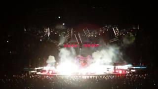 Garth Brooks - Man Against Machine