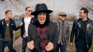 Sleeping With Sirens - &quot;The Strays&quot;