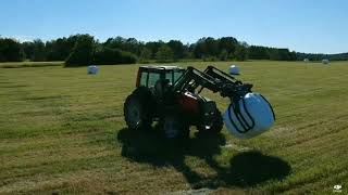 preview picture of video 'Valtra 6550 and kverneland grass harvest!'