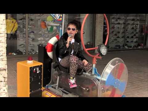 Arbnora Rexhepi -  aksesori  (Tingulli im)