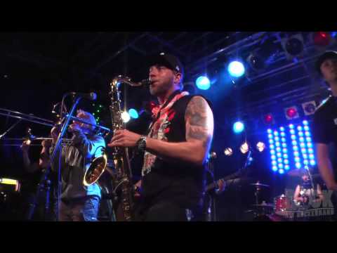 Wisecräcker - 3, 4, 5, 6 Bierchen (live) @ Rock am Beckenrand 2012