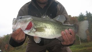 preview picture of video '10 18 2014 Kayak Bass Fishing West Virginia'