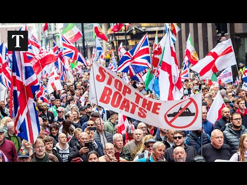 LIVE: Thousands of Anti-Immigration Protesters March Through London