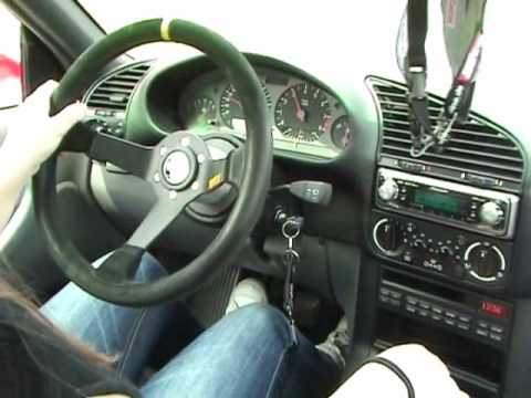 Girl drive BMW ///M3 with HEEL&TOE Technique