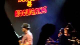 Bruno Mars ft. Estelle - American Boy. Live @ Koko. 13.03.11