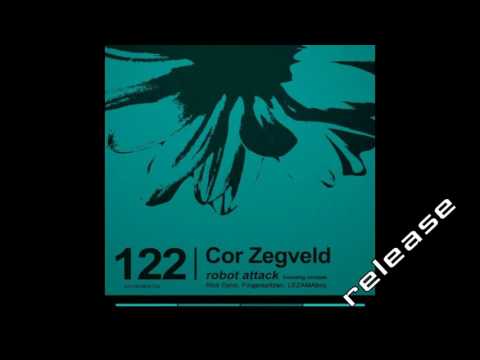 Cor Zegveld - Robot Attack (Original Mix) [Achromatiq]