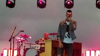 Theory of a deadman- echoes live