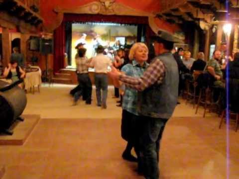 Merylen - Westernové městečko Boskovice - countrybál 29-10-11/2