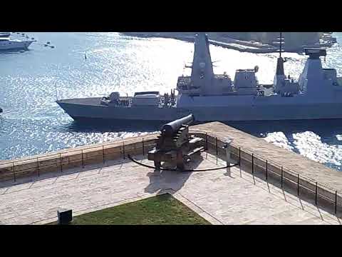 HMS Diamond leaving Grand Harbour 12.11.2018