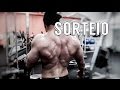 Vida de Bodybuilder - Diário #129 - Treinando Sem Camisa e Gordices