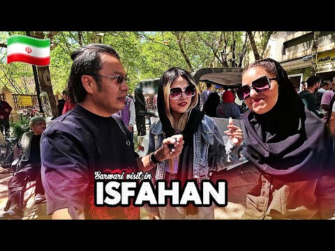 IRAN, Walking in Isfahan City & Exploring Irani Street Foods