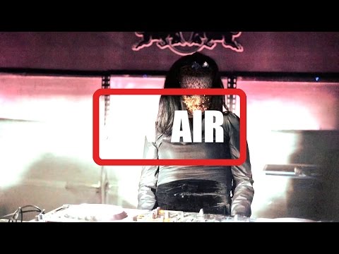 Björk - LIVE: ON AIR