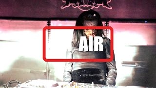 Björk - LIVE: ON AIR