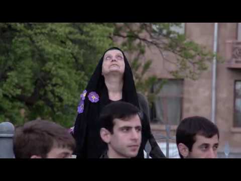 Sinfonía en Abril / Trailer HD