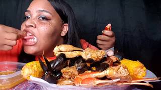 ⚠️ DRUNKEN  SEAFOOD BOIL MUKBANG ⚠️ MUSSELS AND SNOW CRABS ⚠️