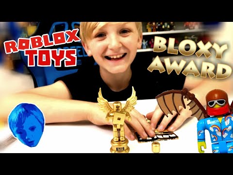 Roblox Bloxy Award Toy Code - roblox wyndcomm