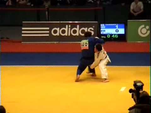 Irakli Tsirekidze(GEO) - Cheon Choi (KOR) /Otto Grand Prix 2009