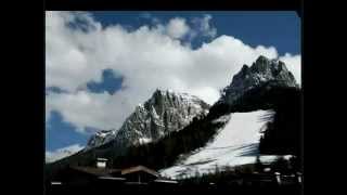 preview picture of video 'Time Lapse Cima 11 e Cima 12 Pozza di Fassa - Dolomites'