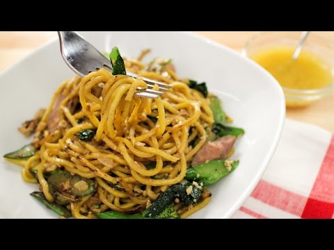 download lagu mp3 mp4 Egg Noodle In Thai, download lagu Egg Noodle In Thai gratis, unduh video klip Egg Noodle In Thai