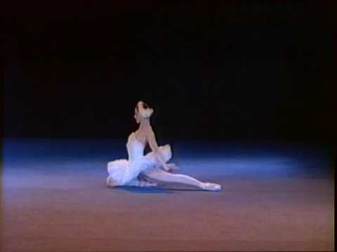 THE DYING SWAN (Plisetskaya, 1975)