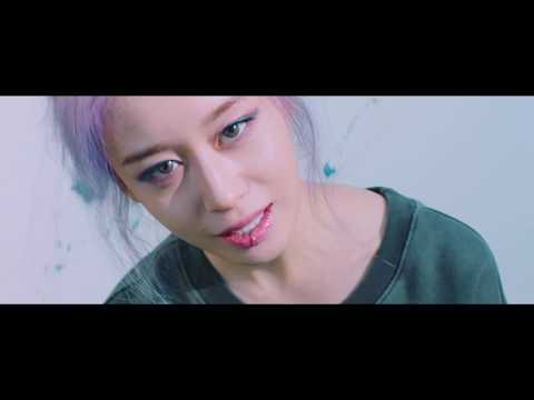 Ji Yeon - Take A Hike