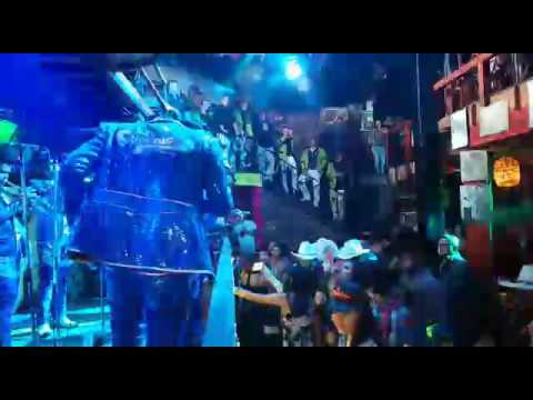 Banda la Chacaloza en Micheladas Galerías.