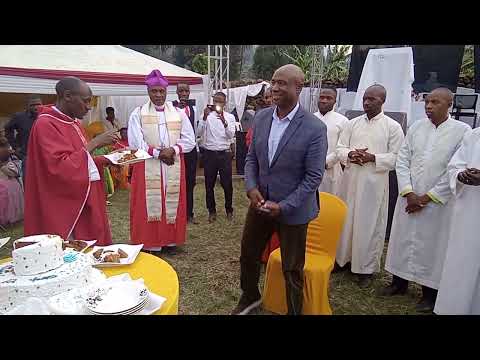 Manivuga agaburira Milton 