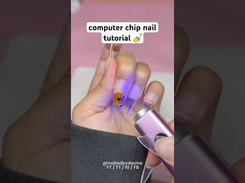 computer chip nails??👩🏽‍🔬💅