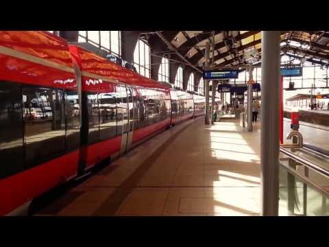 Regionalexpress Talent 2 verlässt Bhf Berlin Friedrichstraße. Handyvideo. August 2013.