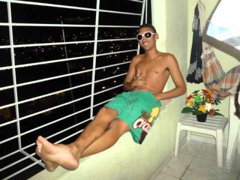 mc alaca troz e dedê - doidona de cerveja .wmv