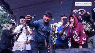 Download lagu SCIMMIASKA βΆ LIVE IN CONCERT 2017 π’ ANNIVERSARY VIKING KALONK PART #5 π€ π·πΊπΈπΉ mp3 Download lagu SCIMMIASKA βΆ LIVE IN CONCERT 2017 π’ ANNIVERSARY VIKING KALONK PART #5 π€ π·πΊπΈπΉ mp3