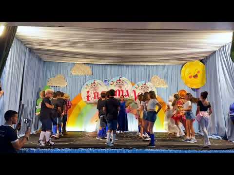 Apresentação 5º ano Amarelo, Azul e Branco