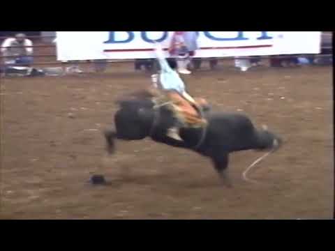 Clint Branger vs Black Mamba - 90 Bullnanza (89 pts)