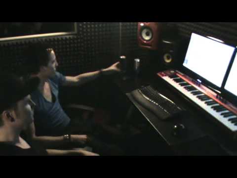 Blasterjaxx Feat. Andrew M - Rockstar (Preview)