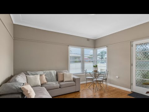 13 First Avenue South, Warrawong, NSW 2502, 3房, 1浴, House