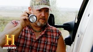 Only In America with Larry the Cable Guy - Larry on Patrol | History