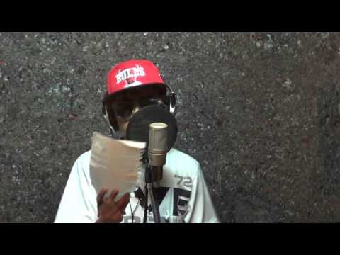 DANEL y CRV Ft ALEXIA  ME SIENTO DIFERENTE