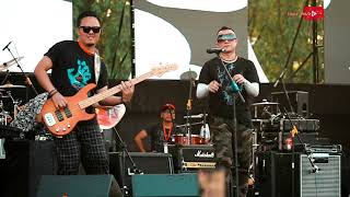 Download lagu The Fly -(mencintaimu) keangkuhanku, terbang live at Cibubur 2019 mp3 Download lagu The Fly -(mencintaimu) keangkuhanku, terbang live at Cibubur 2019 mp3