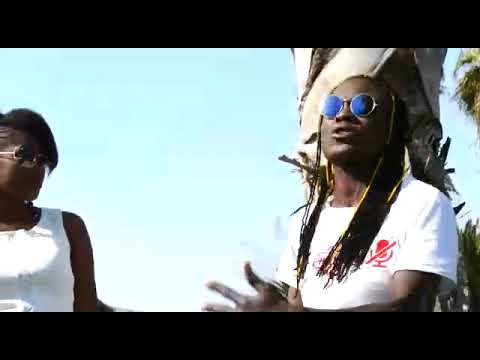 Chax  -  Onghalamwenyo yonale ft Omalume (Official Video)