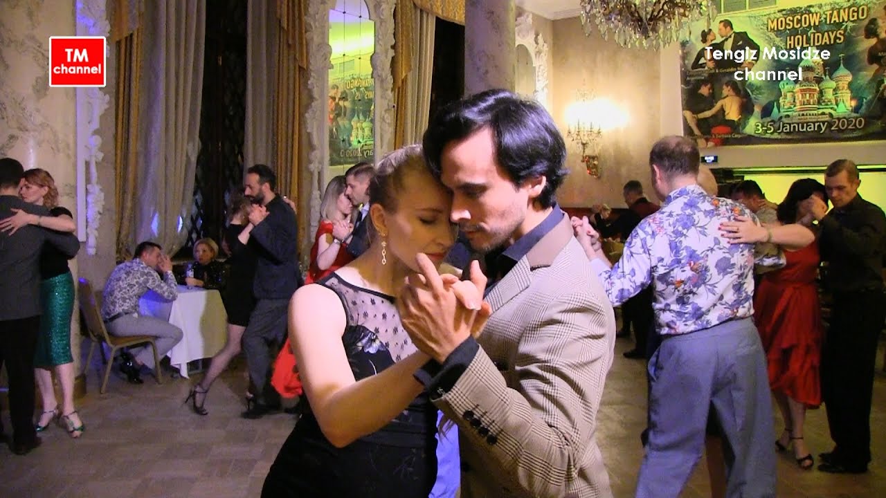 Tenderness. Juan and Liza Rosales on nightly milonga in Moscow. Нежность. Хуан и Лиза Росалес. 2020.