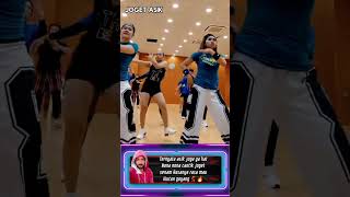 Download lagu Nona cantik yang di tengah goyang senamnya lincah banget #shorts #dance #hiburan mp3