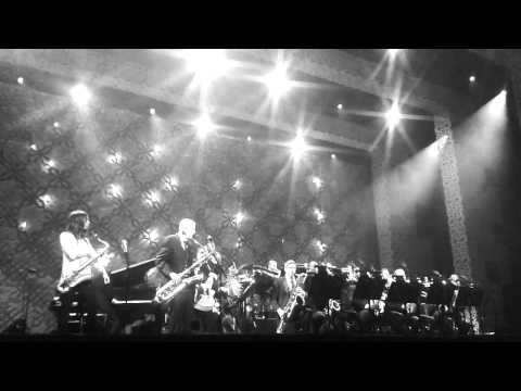 Melissa Aldana w. Joe Temperley & Jazz at Lincoln Center Orchestra plays "Mood Indigo"