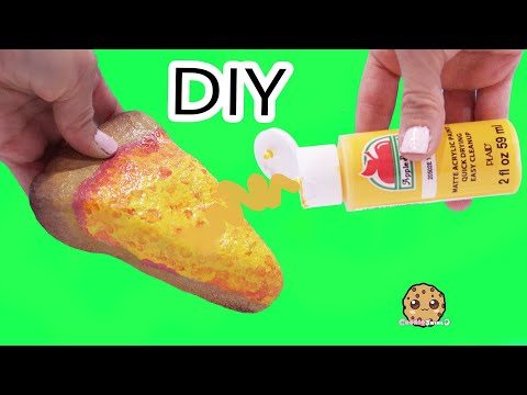 Painting A Pizza ! Do It Yourself  How To  DIY At Home Rock Craft Project Video