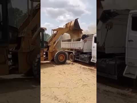 🚧 Moradores se unem para recuperar estrada entre feira da mata e juvenília