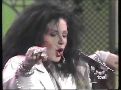 Alaska y Dinarama - La Mosca Muerta