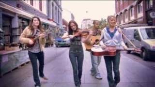 Lovel Sisters - I`m Blowin&#39; Away (Lydverket Spanderer)