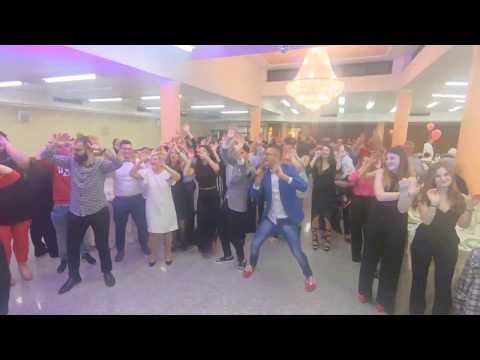 Animazione Divertente Feste 18 anni - Musica, Giochi, Balli, Dj - Francesco Barattucci Showman